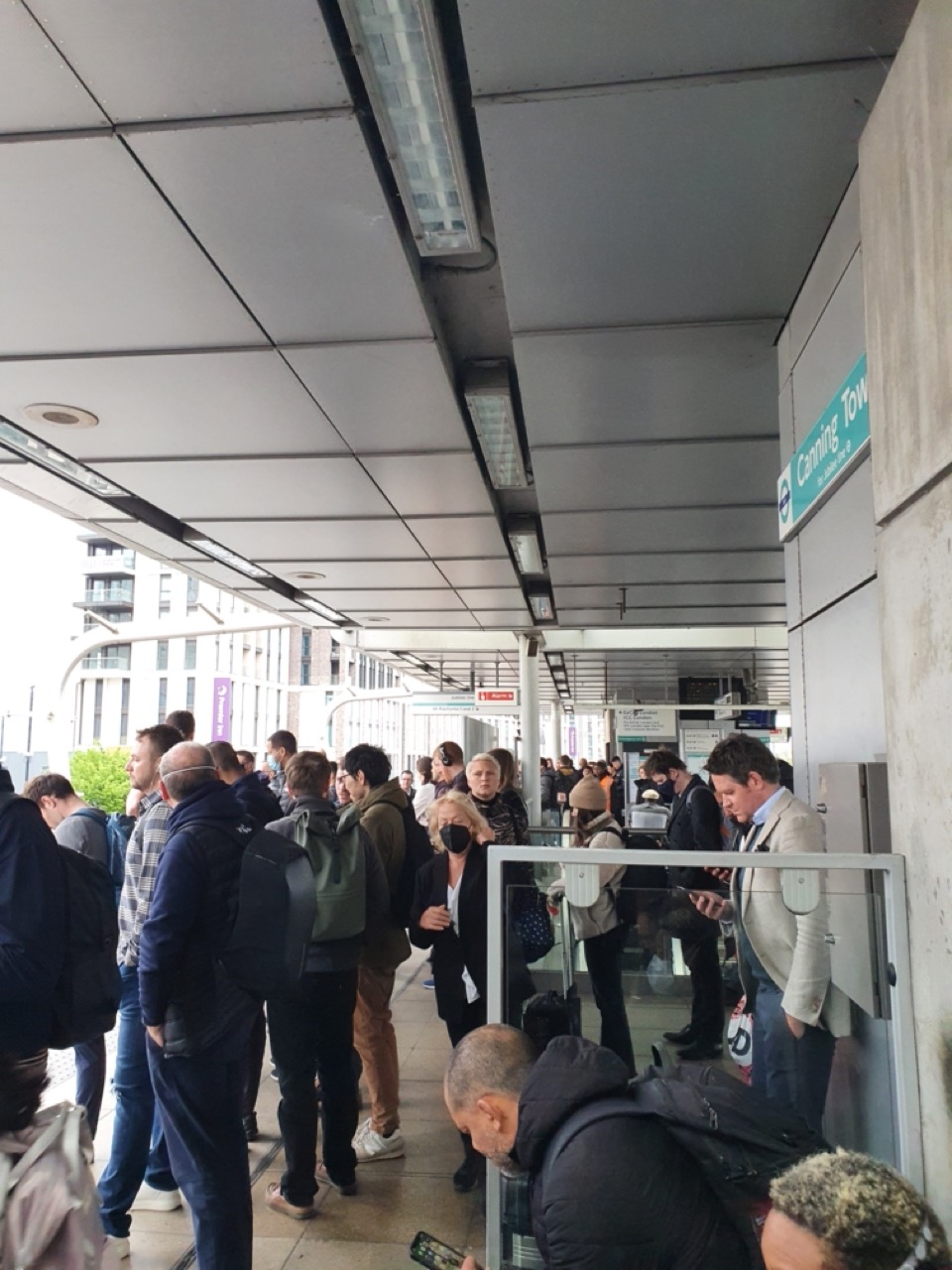 A busy DLR station